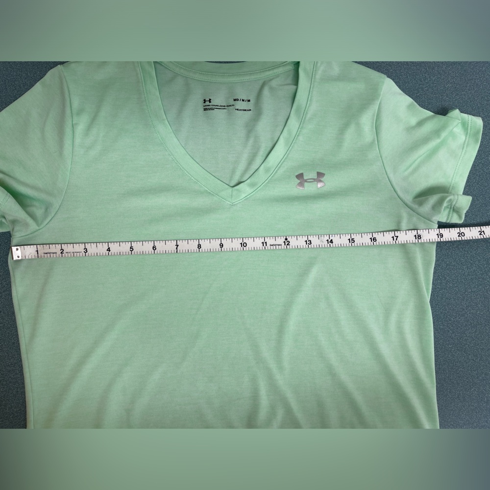 Under Armour Heat Gear V-Neck Shirt Women’s Medium Lime Green - Picture 3 of 6